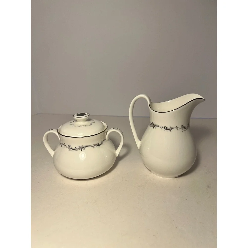 Royal Doulton Coronet H4947 Sugar Bowl and Creamer Set Platinum Trim Bone China